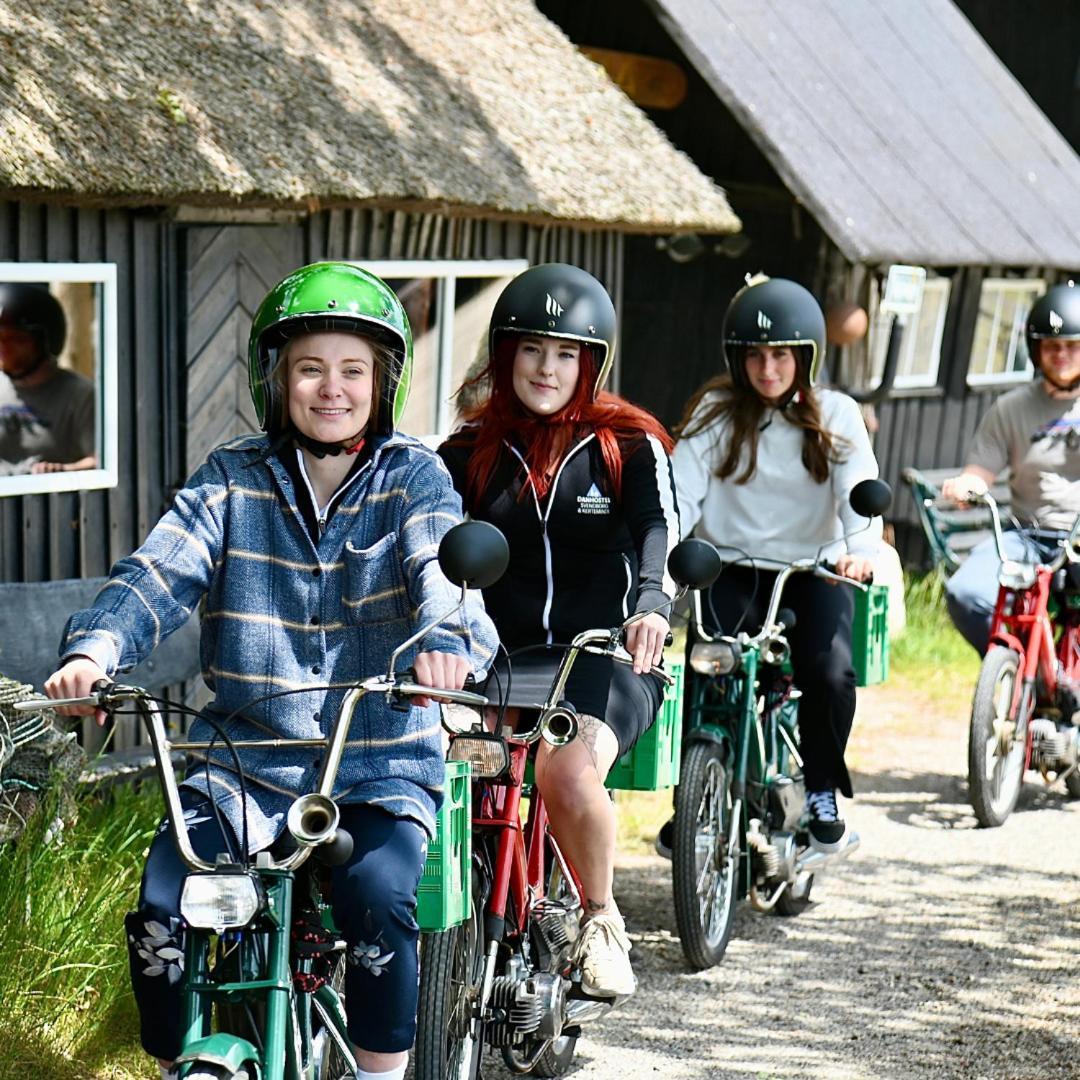 Hostel Stoberiet Svendborg Zewnętrze zdjęcie Danish children on bicycles