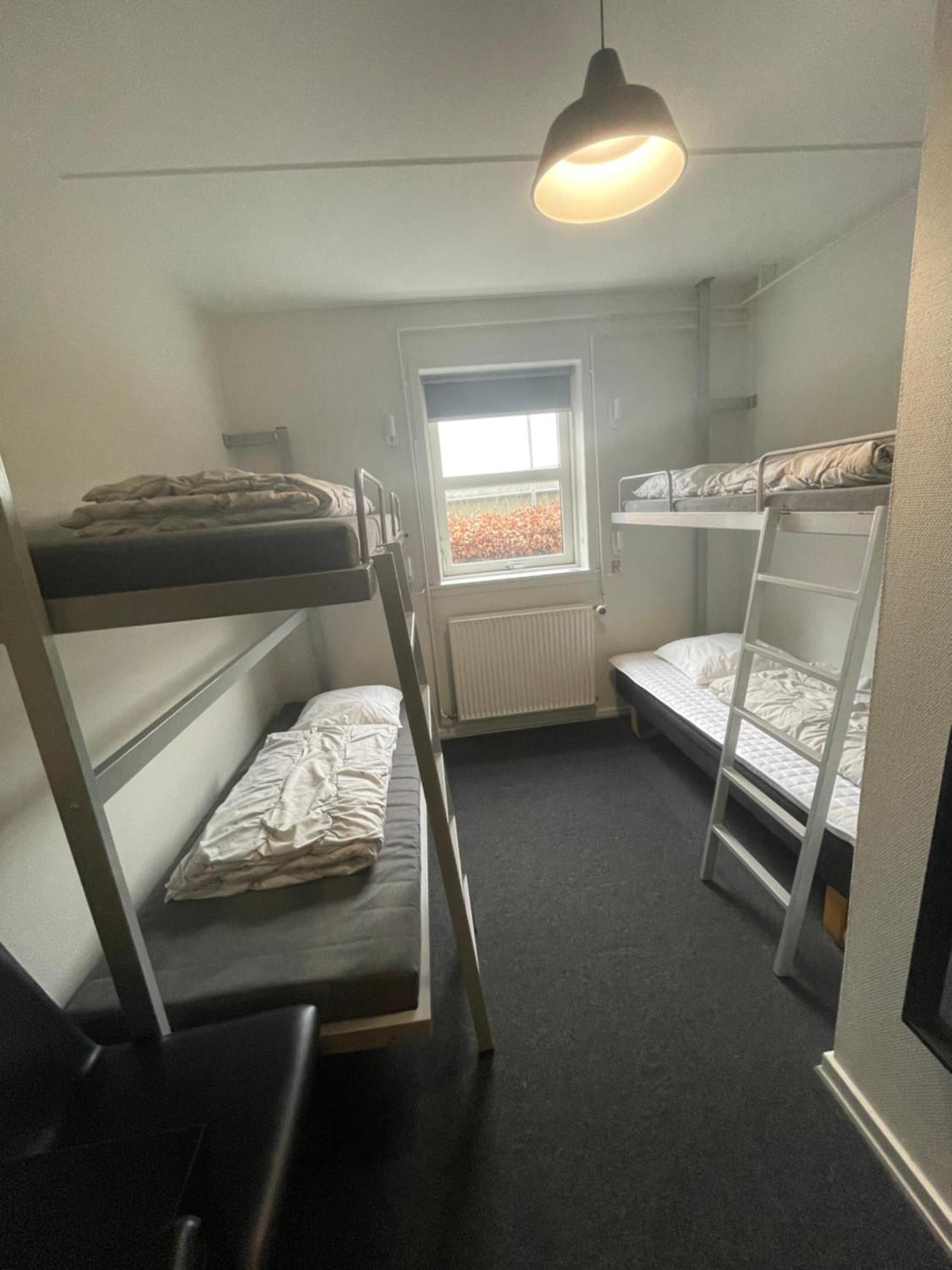 Hostel Stoberiet Svendborg Zewnętrze zdjęcie A typical room at the hostel