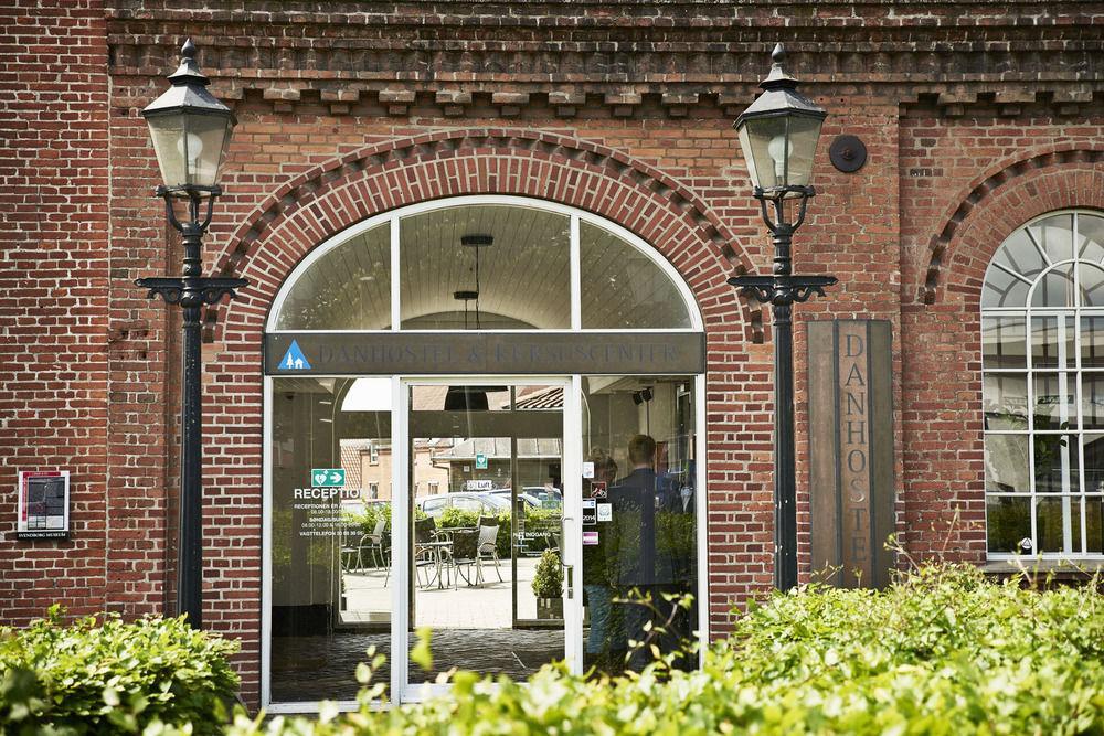Hostel Stoberiet Svendborg Zewnętrze zdjęcie Entrance to the museum