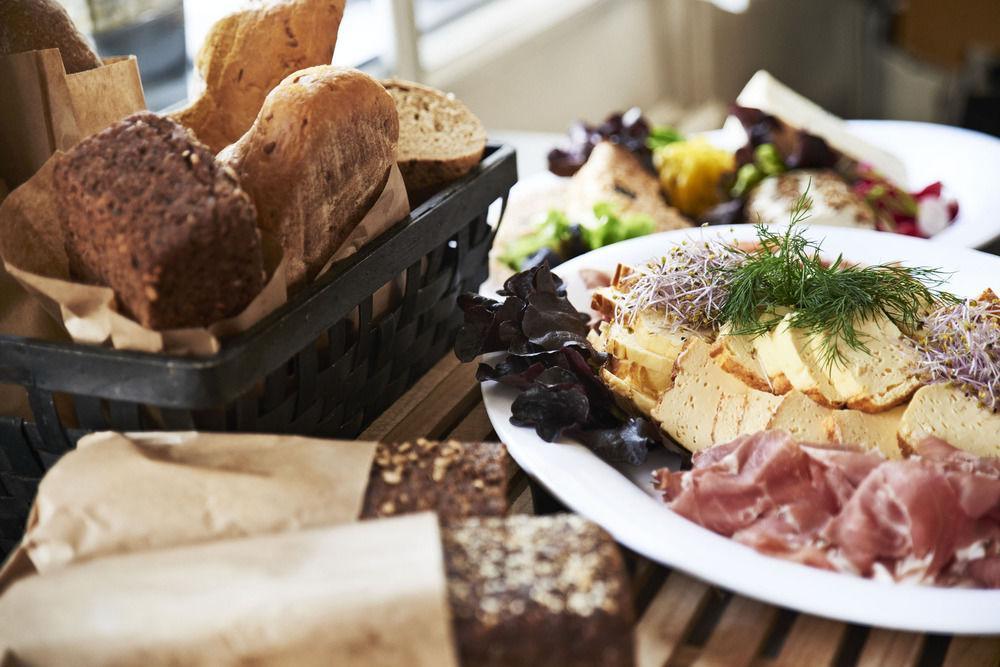 Hostel Stoberiet Svendborg Zewnętrze zdjęcie A buffet
